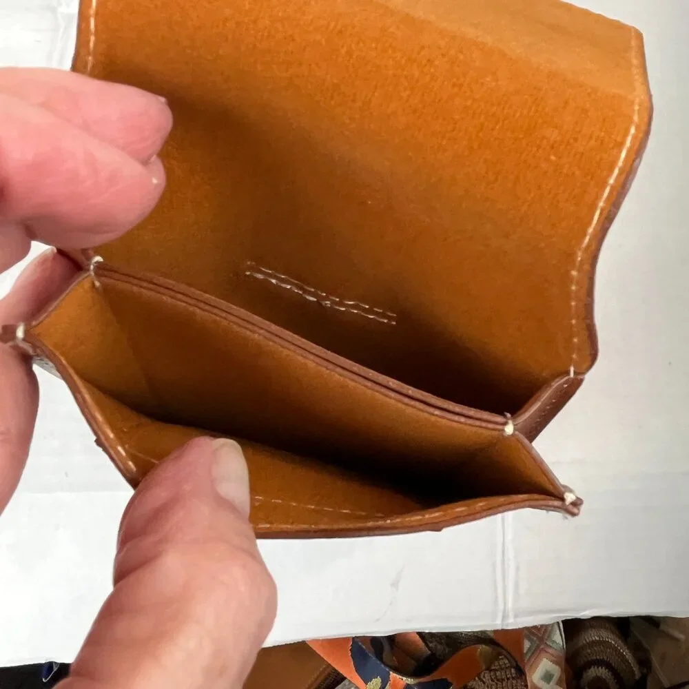 Unisex Margadarsi Leather phone/wallet/cards